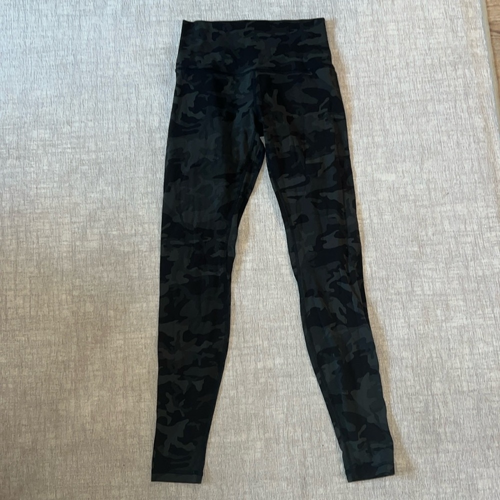 LuluLemon Align Pants size 6